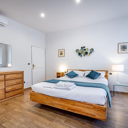 Roommo Via Dei Pilastri Giada Флоренція Екстер'єр фото