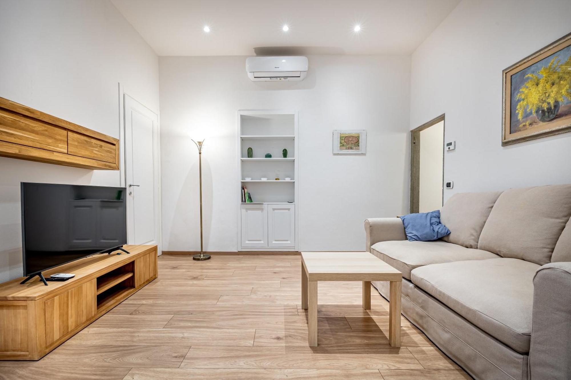 Roommo Via Dei Pilastri Giada Флоренція Екстер'єр фото